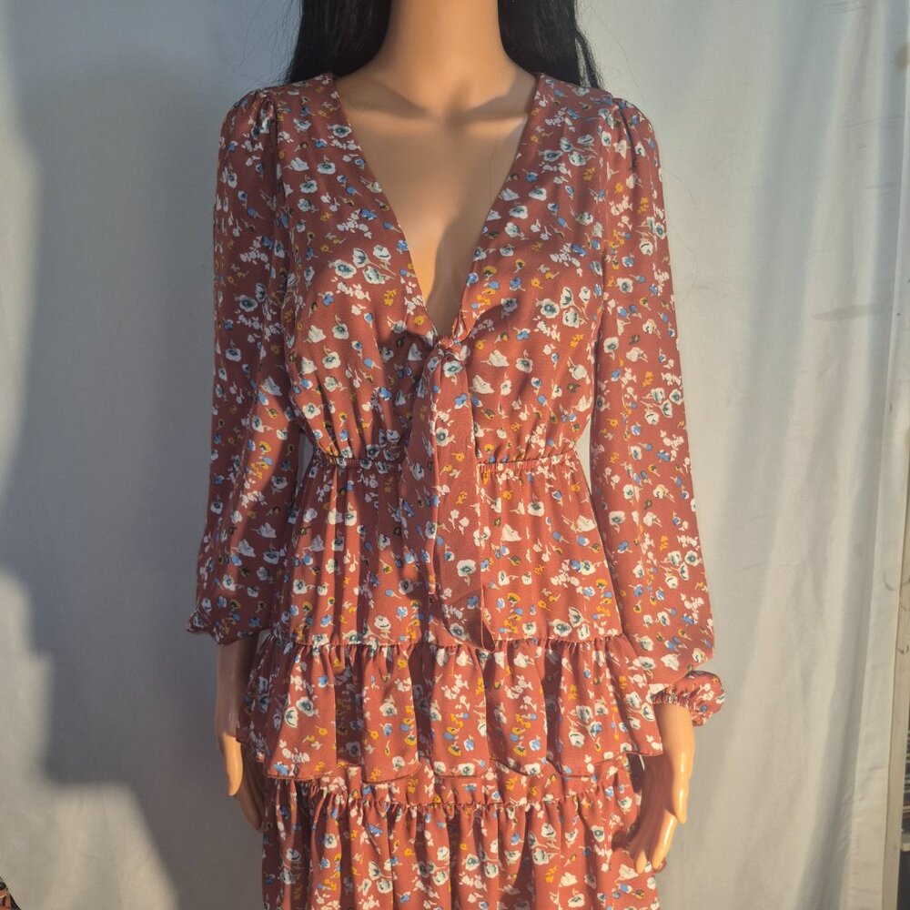 Revamped ruffled dress, midi, Rust w/ floral design in size X-Small